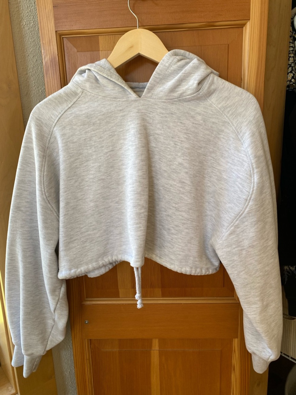 Cropped Heather Gray Women's Hoodie - Casual Pullover Top